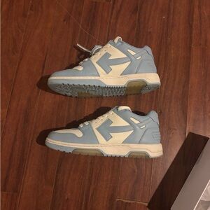 Off-White Blue and Cream Sneakers